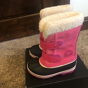 Sorel toddler snow boots